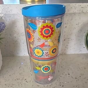 Tervis Fiesta 24 oz Tumbler w/ lid -like new